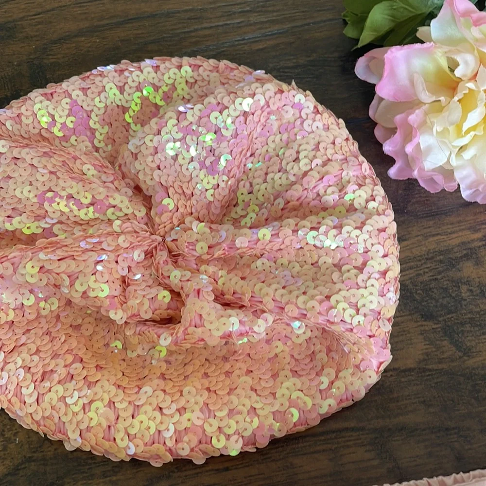 Pink sequin beret - Picture 1 of 5